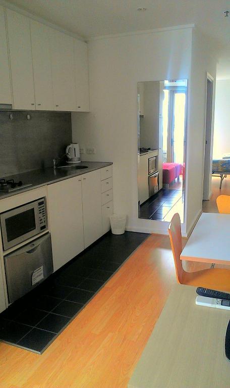 Ozstays Apartments Melbourne Ruang foto